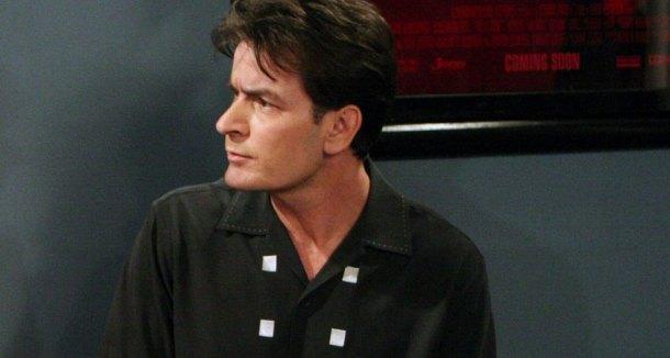 Charlie Sheen abandona Twitter porque le recuerda a su pasado