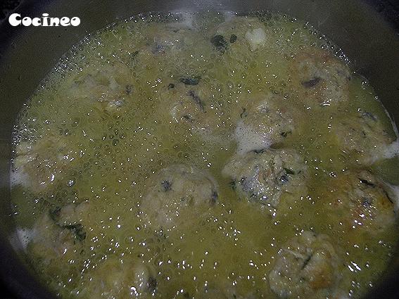 Albóndigas de pescado en caldo