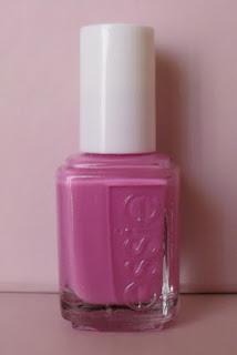 Otros esmaltes de Essie... Otros esmaltes de Essie...