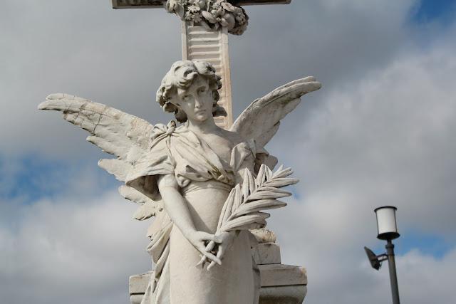 Cementerio de La Carriona (Avilés) Cementerio de La Carriona (Avilés)