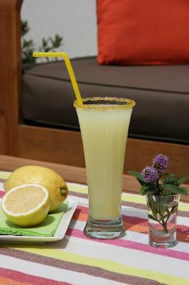 Limonada casera (2 versiones)