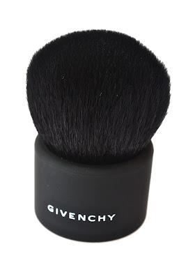Brochas Maquillaje Givenchy Givenchy_Le_Pinceau_Kabuki_04