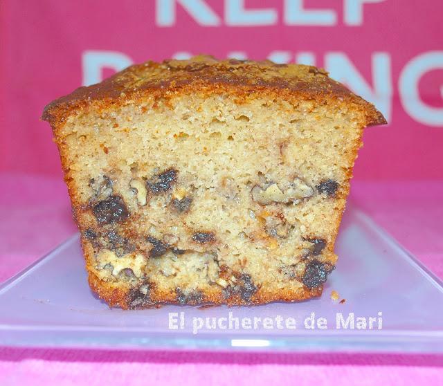 CAKE DE PLATANO, NUECES Y GOTAS DE CHOCOLATE