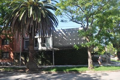 Gualano hnos-Casas en Montevideo y La Pedrera