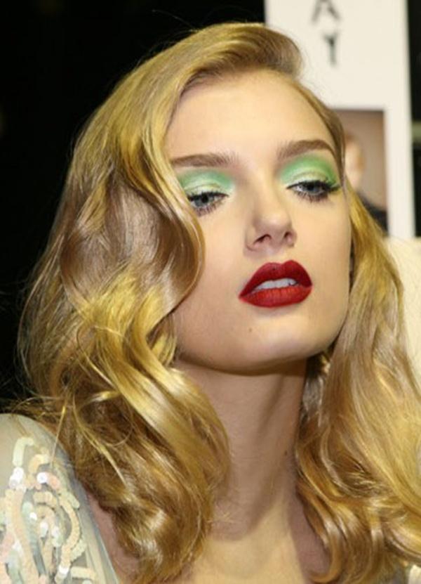 Green eyeshadow Green eyeshadow