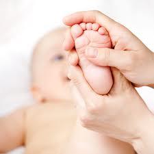 Cómo cuidar los pies de tu bebé