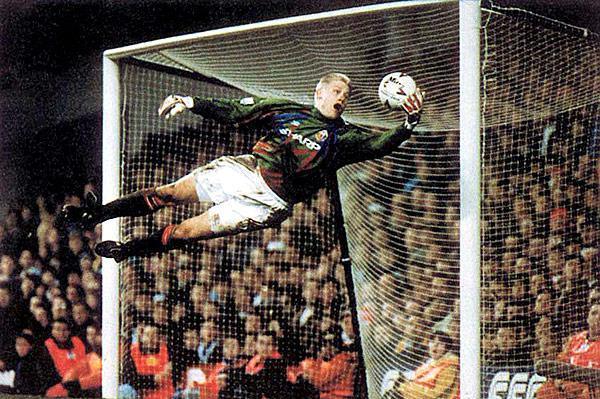 Todo al uno, todo al rojo: Peter Schmeichel Todo al uno, todo al rojo: Peter Schmeichel