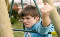 Los niños intimidados son más propensos a conductas de auto-lesión