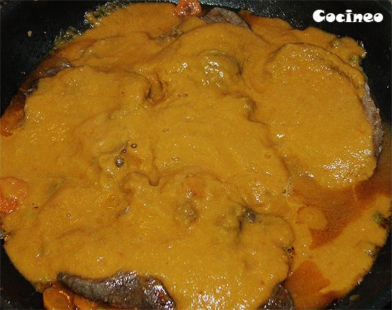 Ternera con salsa de zanahoria Ternera con salsa de zanahoria