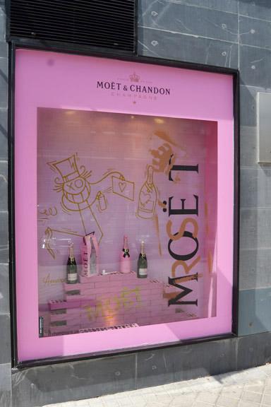 moet Madrid en agosto, la vida en rosa