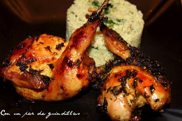 Codornices con cous-cous de pasas y espinacas Codornices con cous-cous de pasas y espinacas