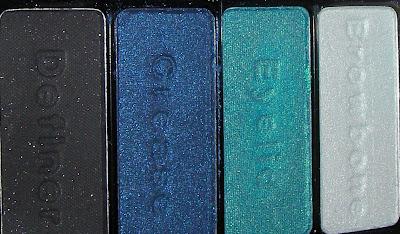 Blue Had Me At Hello, un octeto de sombras muy tentador de Wet n Wild Blue Had Me At Hello, un octeto de sombras muy tentador de Wet n Wild