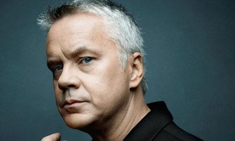 Tim Robbins dirigirá para los guionistas de 'Capitán América'