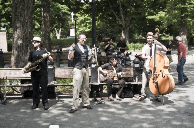 08NYbj Pillados en New York City