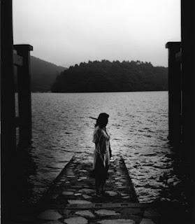 DESDE TOKIO CON AMOR: NUEVA FOTOGRAFÍA JAPONESA DESDE TOKIO CON AMOR: NUEVA FOTOGRAFÍA JAPONESA