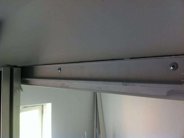 Ikea-Hack: Puertas de armario Pax como puertas correderas para separar un dormitorio