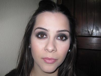 Maquillaje: Ahumado negro