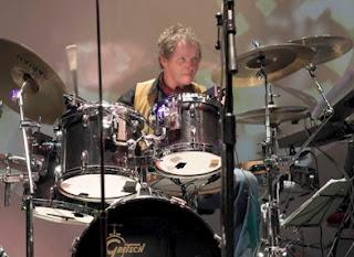 THREE FRIENDS, la música de GENTLE GIANT THREE FRIENDS, la música de GENTLE GIANT