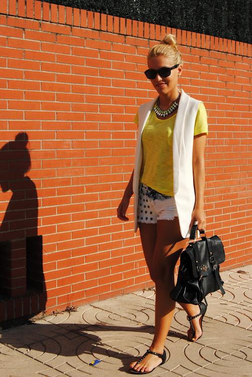 Neon+tacks. Neon+tacks.