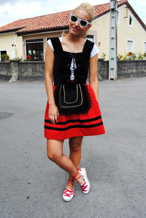 Neon+tacks. Neon+tacks.