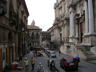 La Vía Crociferi de Catania