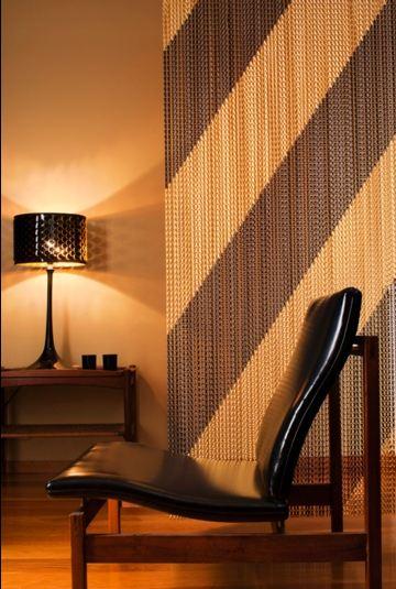 Las cortinas de metal, ahora también para decorar interiores. decorar con cortinas metalicas