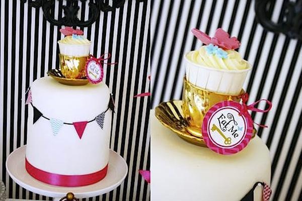 tarta decorada para fiesta de cumpleaños con taza encima tarta decorada para fiesta de cumpleaños