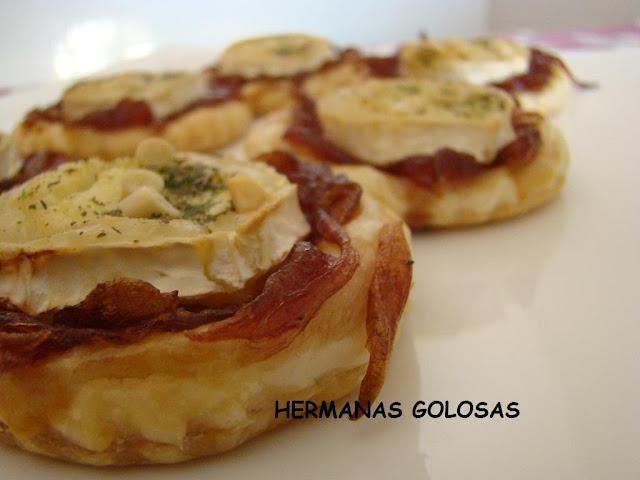 TARTALETAS CON CONFITURA DE CEBOLLA Y QUESO DE CABRA TARTALETAS CON CONFITURA DE CEBOLLA Y QUESO DE CABRA