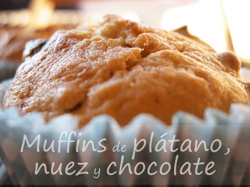 Muffins de plátano, nuez y chocolate Muffins de plátano, nuez y chocolate