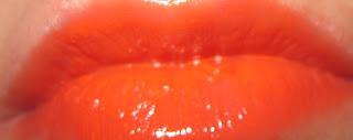 Labios: barras y brillos de Moment Make Up Labios: barras y brillos de Moment Make Up