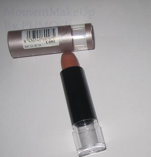 Labios: barras y brillos de Moment Make Up Labios: barras y brillos de Moment Make Up