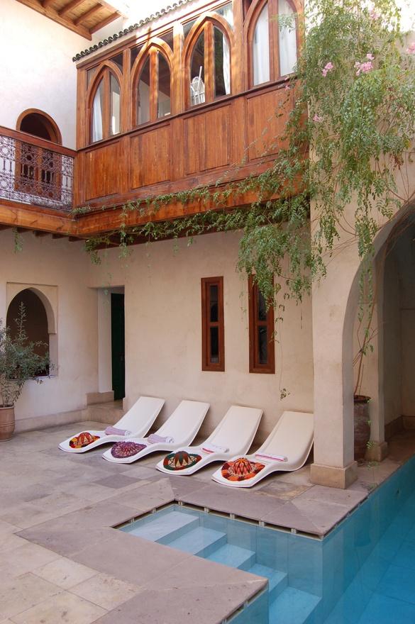 Vuelta a la carga... Vuelta a la carga...