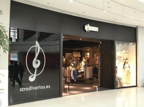 STRADIVARIUS SE RENUEVA STRADIVARIUS SE RENUEVA