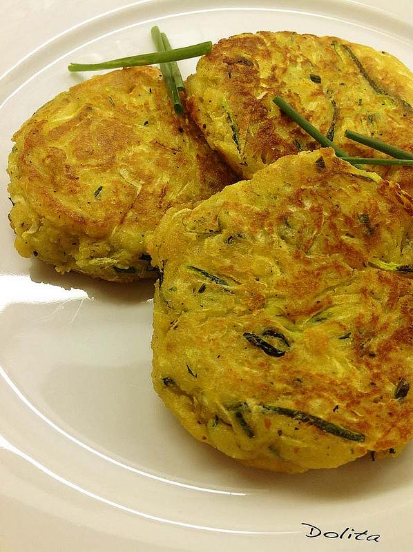 TORTITAS DE CALABACIN Y QUESO TORTITAS DE CALABACIN 2 blog