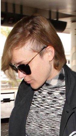 Chloe Sevigny se afeita la cabeza y consigue un cambio de estilo radical Chloe Sevigny se afeita la cabeza y consigue un cambio de estilo radical