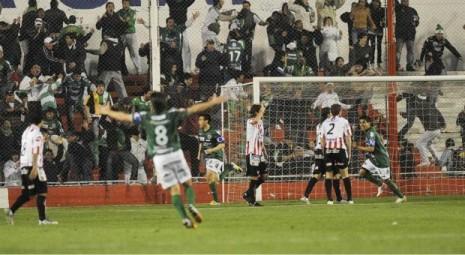 Sarmiento vs. Instituto La Libreta de la B Nacional: Sarmiento, verde de alegría