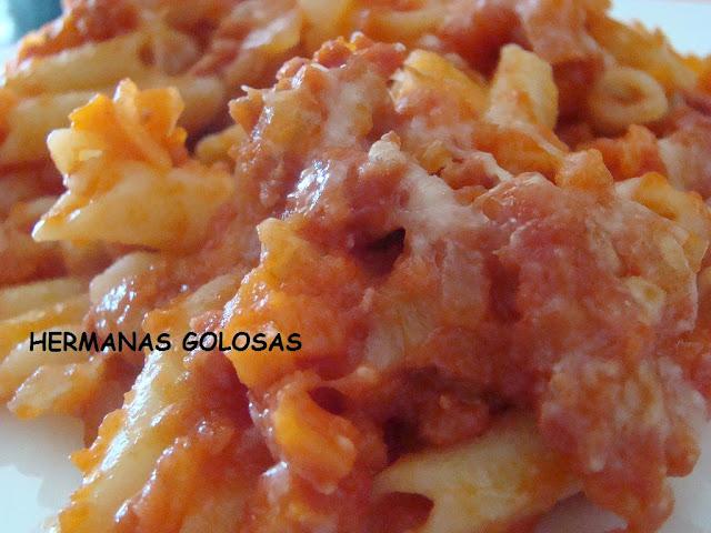 MACARRONES CON CHORIZO MACARRONES CON CHORIZO