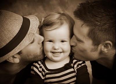 Padre gay recibirá salario por maternidad en Brasil Padre gay recibirá salario por maternidad en Brasil