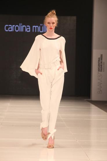 BAAM - Carolina Müller presentó BAAM Carolina Müller presentó material inmaterial