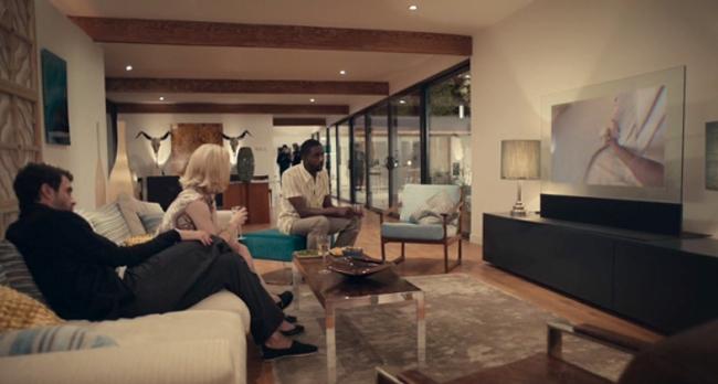 BLACK MIRROR_ LOS ESPACIOS DE UNA PROVOCADORA SERIE BLACK MIRROR_ LOS ESPACIOS DE UNA PROVOCADORA SERIE