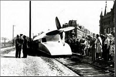 Schienenzeppelin (Tren Zeppelin) Rail Zeppelin. Schienenzeppelin (Tren Zeppelin) Rail Zeppelin.