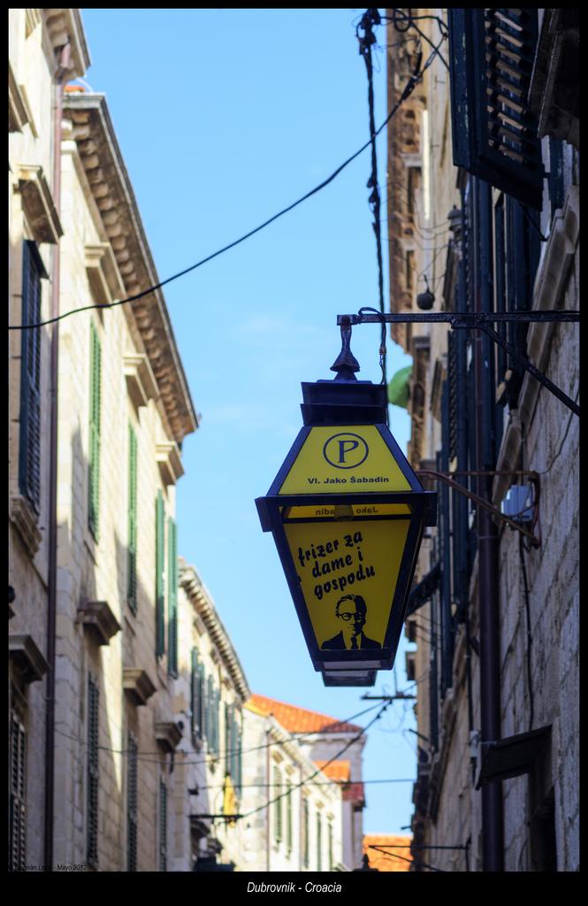 Dubrovnik, ciudad de faroles....