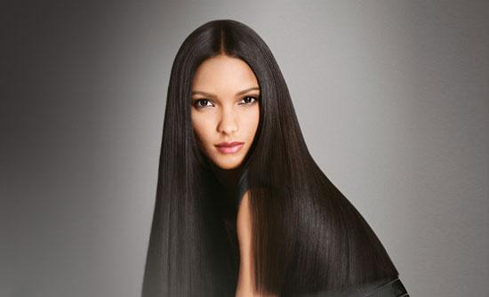 modelo Elixir Ligero Frizz-Ease de John Frieda modelo Elixir Ligero Frizz-Ease de John Frieda