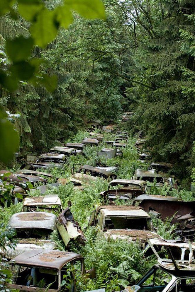 Cementerio de coches abandonados de Chatillon