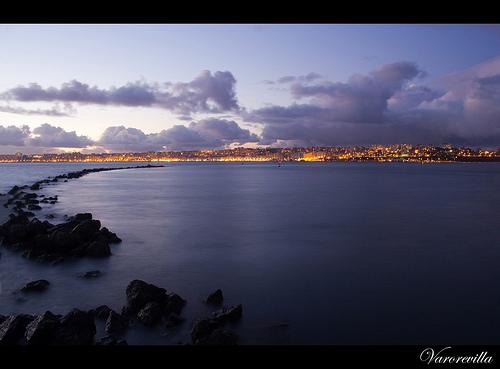 Una vista diferente de Santander, desde el otro lado de la bahia... by Varorevilla