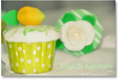 Cupcakes... Y si la vida te da limones… Cupcakes... Y si la vida te da limones…