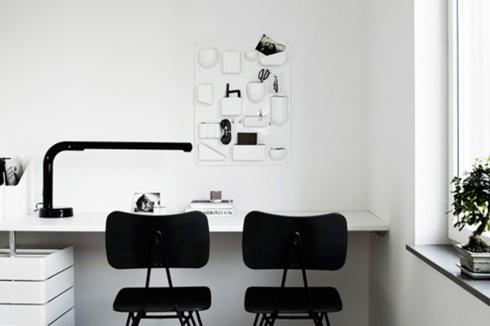 Una casa en blanco y negro3 Blanco+Negro+Hormigón