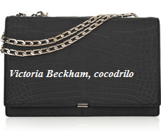 Victoria Beckham subió a su pasarela de Nueva York con un diseño de su colección de Primavera 2013
