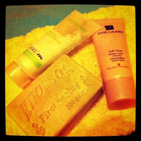 limpieza del rostro Un básico de los consejos de Belleza: la limpieza facial