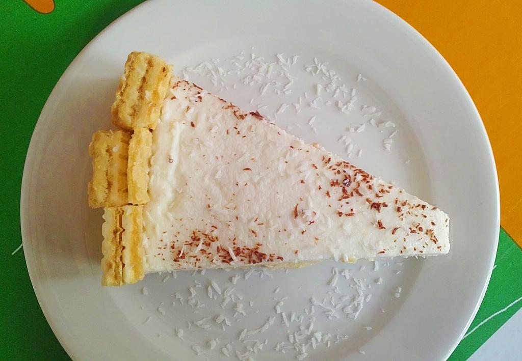 Tarta mousse de coco